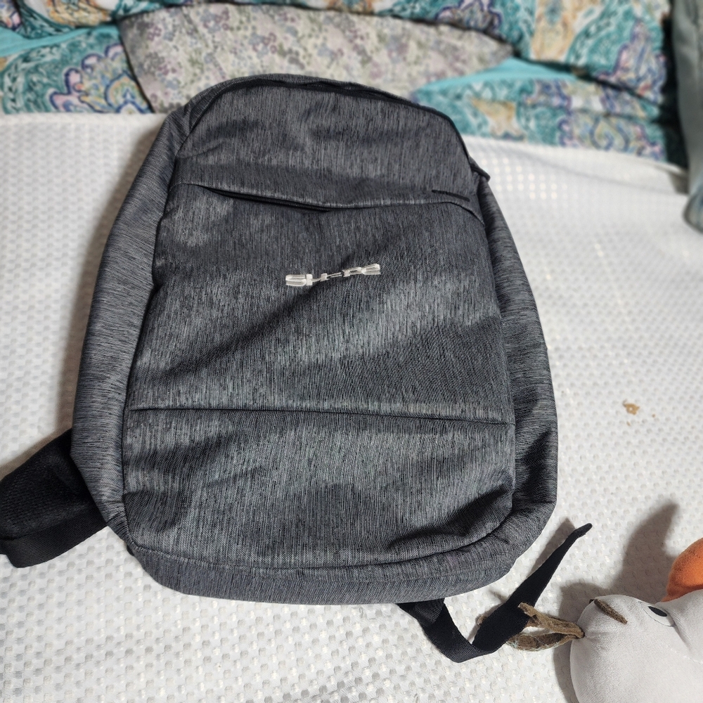 INCASE EUC XL SHAPE CITY BACKPACK BAG